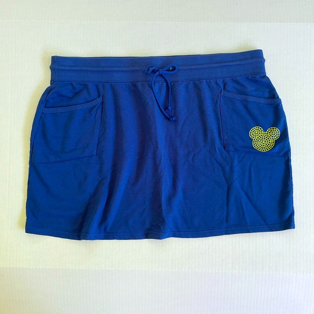 New Disney Parks blue skirt XXL